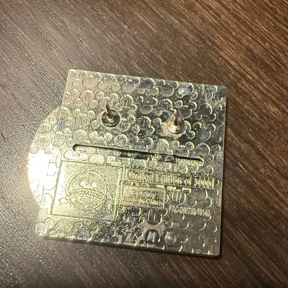 Disney Alice in Wonderland Vinyl Record  Pin - Picture 3 of 3